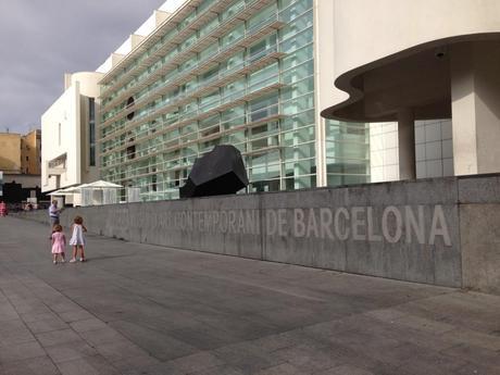 Museos de Barcelona para visitar con niños (1) bcncolours_macba011