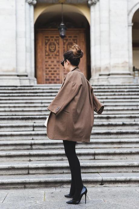 OLDIE BUT GOODIE Leather_Skirt-Maje_Sweater-Camel_Coat-Lionette_NY_Necklace-Outfit-Street_Style-Collage_Vintage-Topknot-7