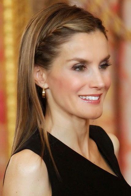 Trenzas, peinado de tendencia.