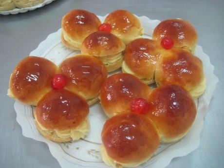 TRÉBOLES DE CREMA PASTELERA