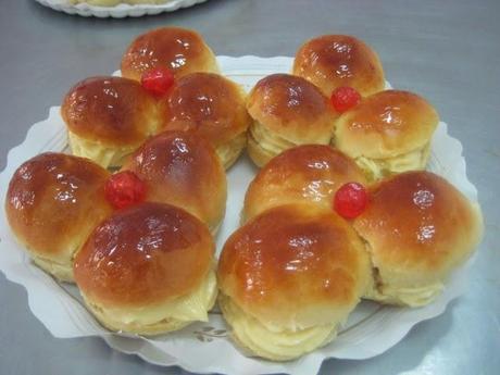 TRÉBOLES DE CREMA PASTELERA