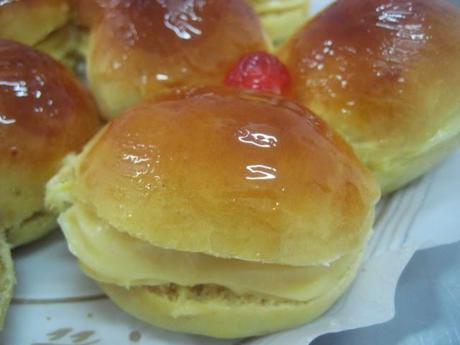 TRÉBOLES DE CREMA PASTELERA