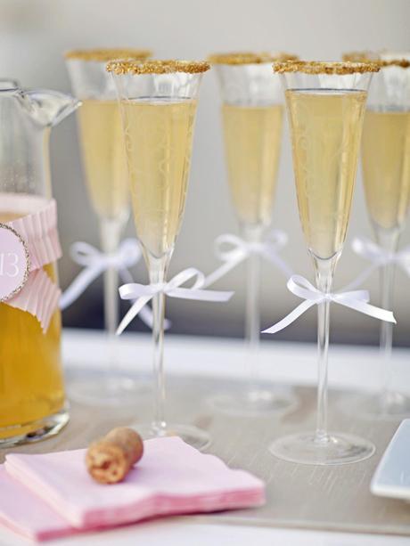 Feliz Año Nuevo / Happy New Year Feliz Año Nuevo / Happy New Year