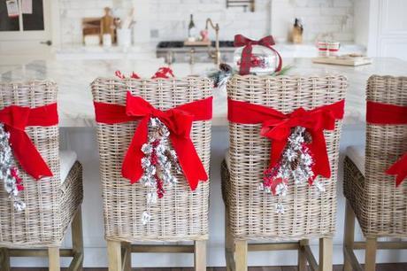 Blanco y  rojo,  colores tradicionales de la Navidad / White and red colors for traditional Christmas