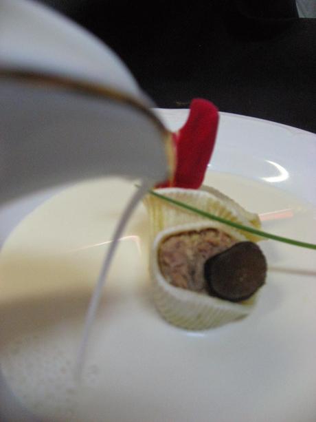 CREMA DE TRUFA CON GALETS RELLENOS