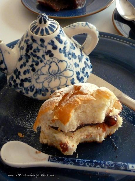 Bollos de Leche con Mermelada y Dulce de Higo