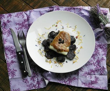 Bacalao Al Horno Con Salsa De Ajo Negro Youtube Bacalao Al Horno Con Salsa De Ajo Negro Youtube