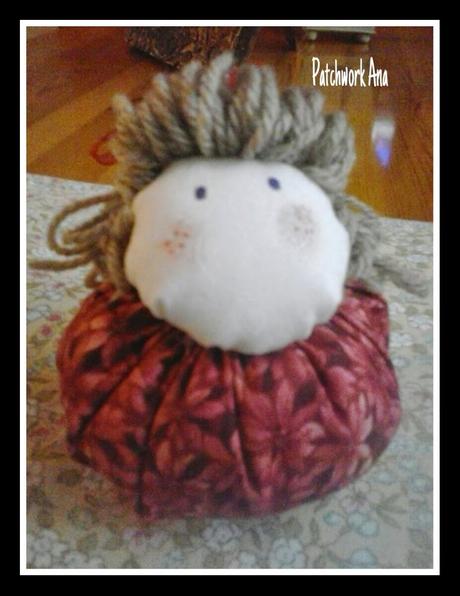 Salva-mantel y alfiletero