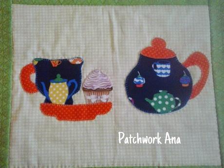 Salva-mantel y alfiletero