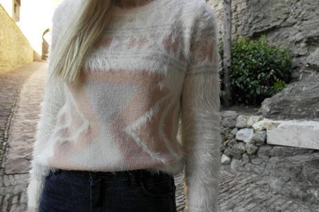 HIGH WAISTED HIGH WAISTED