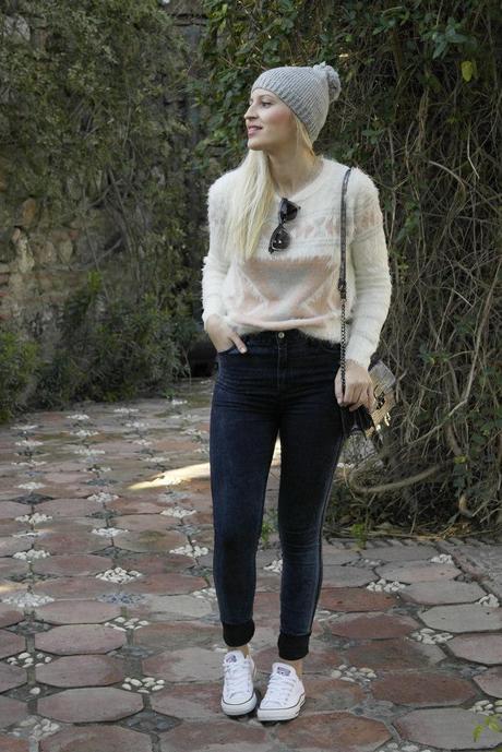 HIGH WAISTED HIGH WAISTED