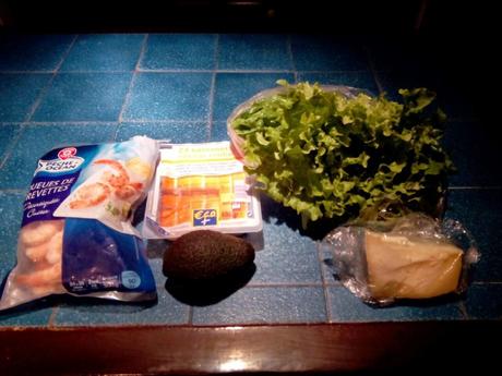 ENSALADA DE GAMBAS Y AGUACATE