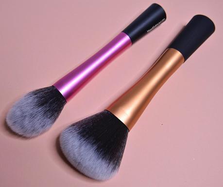 Real Techniques: Brush Brush / Powder Brush clones/dupes de Buy In coins