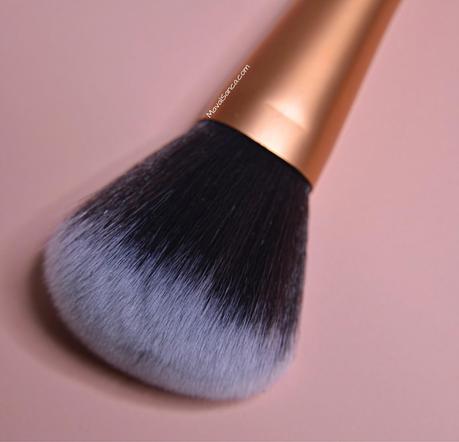 Real Techniques: Brush Brush / Powder Brush clones/dupes de Buy In coins