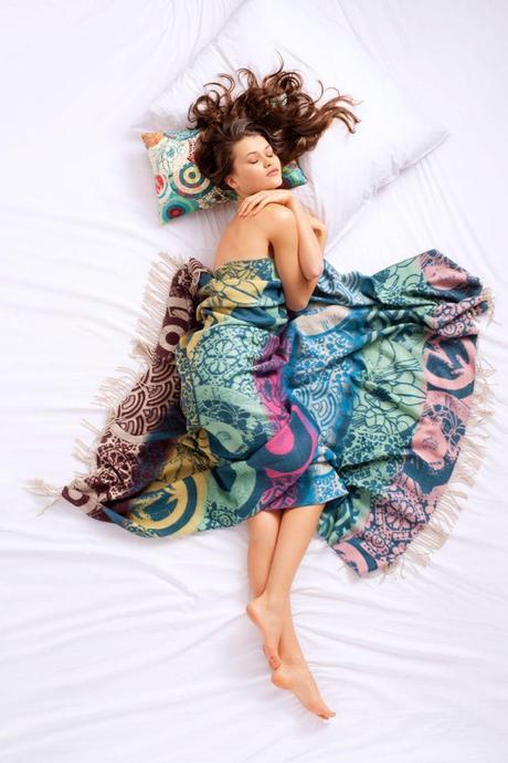 Con la manta al hombro. Hazte con una estas rebajas