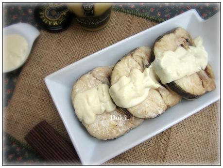 MERLUZA AL HORNO CON SALSA DE MOSTAZA
