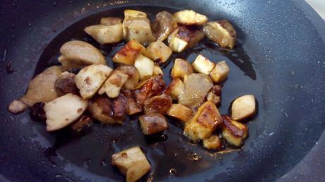 Pechugas de pollo rellenas de jamón cocido y crema de mascarpone con boletus pollofarcito3