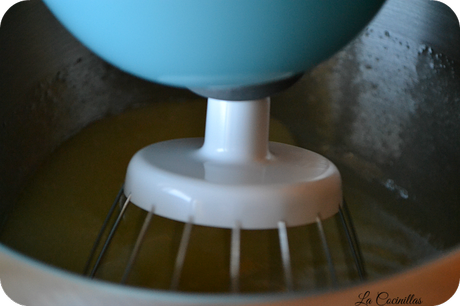 Como se hace la buttercream de merengue suizo paso a paso