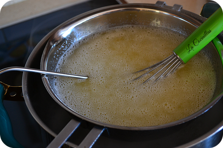 Como se hace la buttercream de merengue suizo paso a paso
