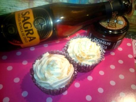 Cupcakes de cerveza rubia de trigo