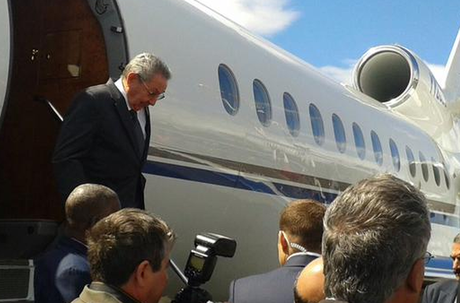 Raúl Castro, primero en arribar a Costa Rica para III Cumbre CELAC [+ video]