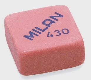 Tapones de plástico y gomas de borrar