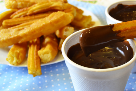 Churros con Chocolate