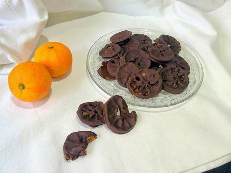 Mandarinas confitadas al Pedro Ximénez con chocolate