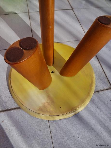 Taburete nórdico Taburete nórdico