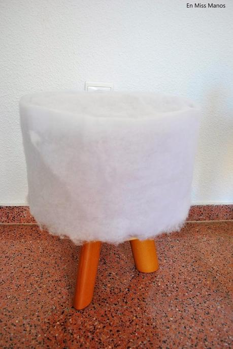 Taburete nórdico Taburete nórdico