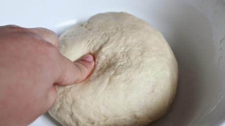 Cruasanes árabes rellenos (croissants) شعيبيات بالقشطة