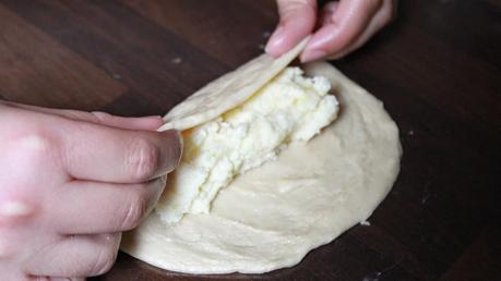 Cruasanes árabes rellenos (croissants) شعيبيات بالقشطة