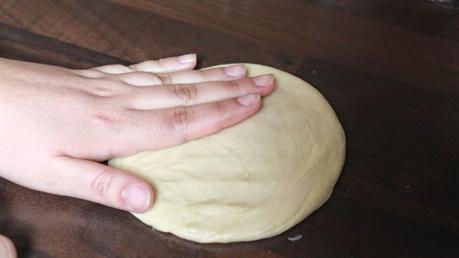 Cruasanes árabes rellenos (croissants) شعيبيات بالقشطة