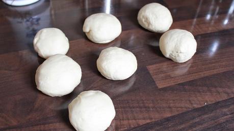 Cruasanes árabes rellenos (croissants) شعيبيات بالقشطة