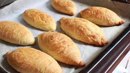 Cruasanes árabes rellenos (croissants) شعيبيات بالقشطة