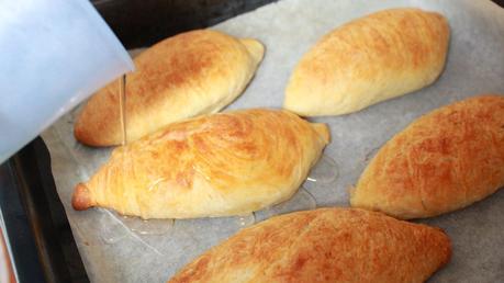 Cruasanes árabes rellenos (croissants) شعيبيات بالقشطة