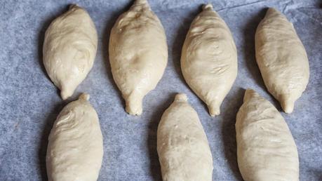 Cruasanes árabes rellenos (croissants) شعيبيات بالقشطة