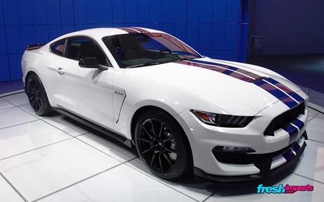 _Ford-Mustang-Shelby-GT-350-Salon-del-automovil-de-Detroit-2015