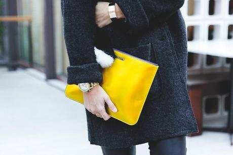 Rebecca_Minkoff_Yellow_Clutch-La_Superbe_Sweatshirt-Madewell-Sezane-Leather_Pants-Outfit-Street_Style-Collage_Vintage-74