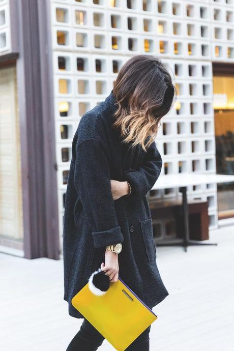 Rebecca_Minkoff_Yellow_Clutch-La_Superbe_Sweatshirt-Madewell-Sezane-Leather_Pants-Outfit-Street_Style-Collage_Vintage-64