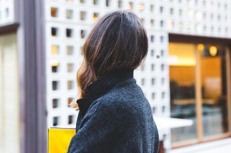 Rebecca_Minkoff_Yellow_Clutch-La_Superbe_Sweatshirt-Madewell-Sezane-Leather_Pants-Outfit-Street_Style-Collage_Vintage-77