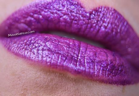 Atomic Collection Amazing Lipstick de MAKEUP REVOLUTION: Opinión y morritos // Review and lippies