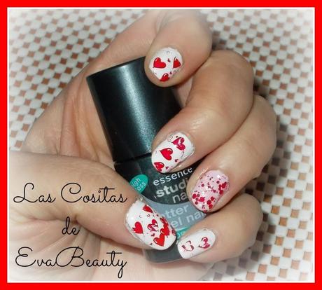 Mis manicuras (10) : Diseño San Valentín con corazones.