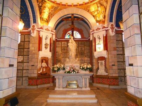 Columbarios en la iglesia de San Juan el Real