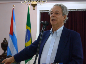 Conferencia magistral de Frai Beto en la Universidad de las Artes.