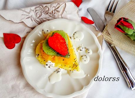 Corazones de fruta con yogur a la naranja