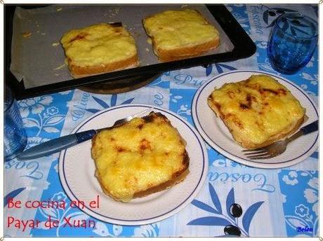 Sandwich de jamón york y queso con bechamel