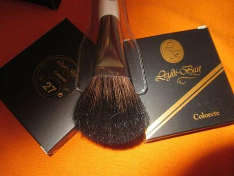 brochas maquillaje, brocha polvos, brocha colorete, pincel maquilaje, brochas y pinceles profesionales, polvos traslucidos, colorete compacto, 