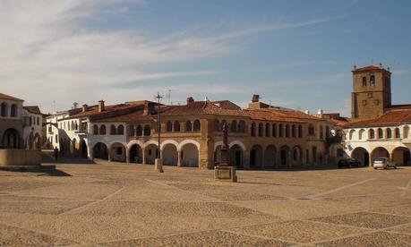 Imagen del mes: Plaza Mayor de Garrovillas de Alconétar