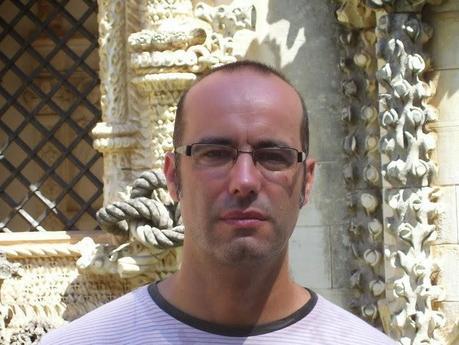 Novela Corta, escritor